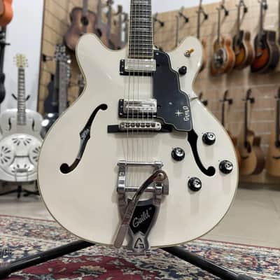 Guild Starfire V Snowcrest White image 1