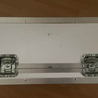 CUSTOM Flightcase for FENDER Tremolux / Bandmaster / Bassman HEAD 2000’s - White image 3