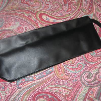 lightly used - very clean genuine BOSS vinyl pouch for FV300H, FV300L, and similar size size Boss pedals (NO pedal included) 1990s - Black Vinyl Exterior / Black Thin Canvas Interior image 16