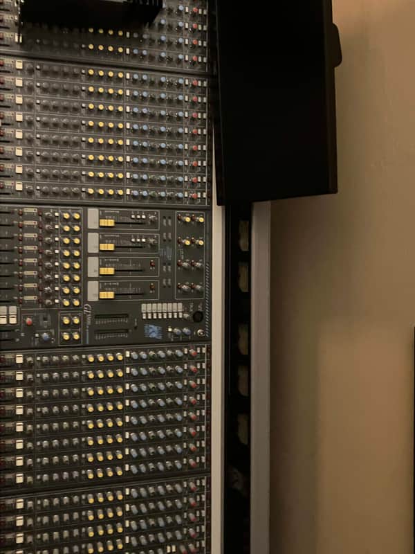 Allen & Heath GL3300-832 8-Group 32-Channel Mixing Console 1990s - Gray image 1