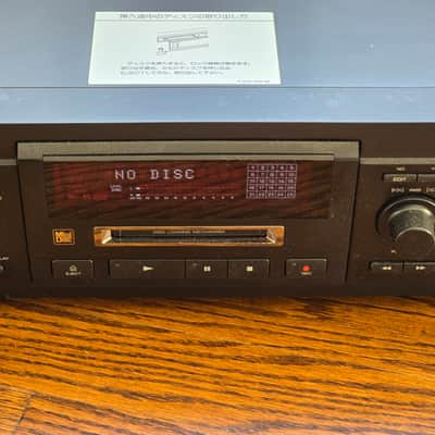 Sony MDS-JA3ES minidisc player recorder deck Early or mid-1990s - Black image 3