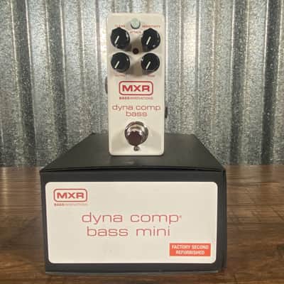 MXR M282 Dyna Comp Mini Bass Compressor | Reverb