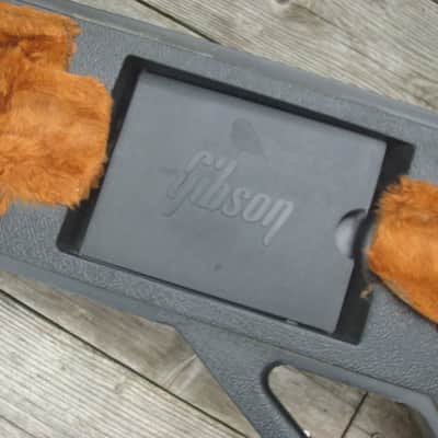 Vintage 1982 Gibson Les Paul Gen3 Chainsaw Case Standard Historic Burst image 5
