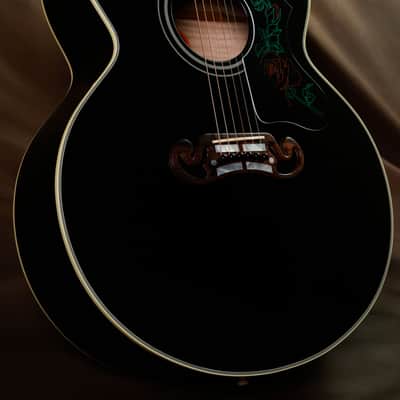 2005 Gibson SJ-200 Rose Custom Acoustic Guitar Black J-200 image 3