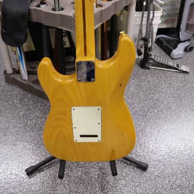 Fender Strat Plus Deluxe with Maple Fretboard 1990 - Natural image 4