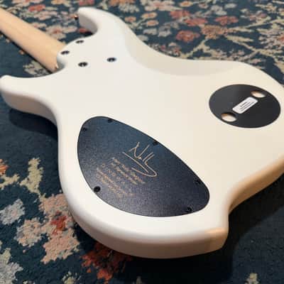 Dingwall NG2 Adam "Nolly" Getgood Signature 5-String - Ducati Pearl White image 11