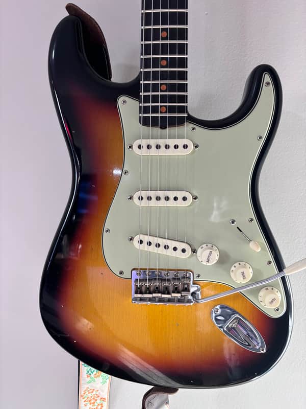 Fender Custom Shop '60 Reissue Stratocaster Journeyman Relic image 1