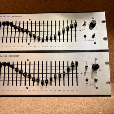 Klark Teknik DN27A Graphic Equaliser – 1970s – Matched PAIR consecutive serial num – RARE – Serviced – Warranty image 5