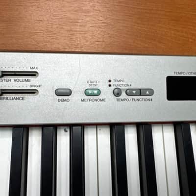 Yamaha P-120 88-Key Stage Piano - Built-in Speakers - Cherry/Silver image 5