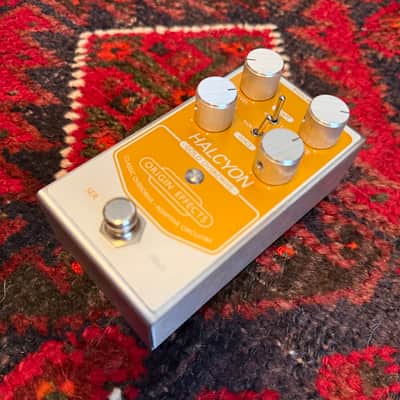 Origin Effects Halcyon Gold Overdrive 2023 - Present - Silver / Gold image 2
