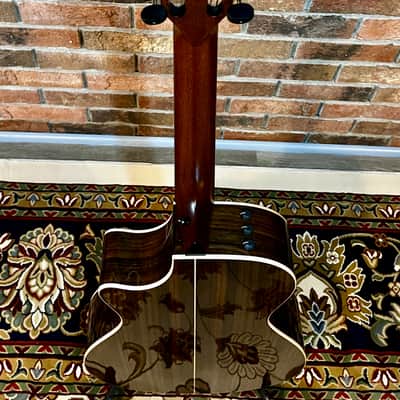 2025 Taylor 812ce 12-Fret V-Class mint Condition image 8