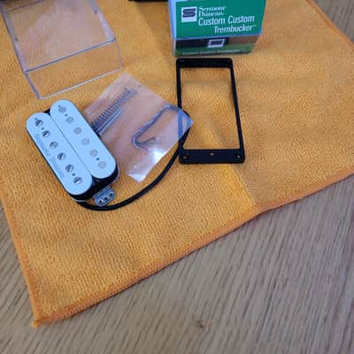 Seymour Duncan Custom Custom™ Trembucker 2024 - 2025 - White image 2
