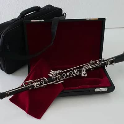 F. Buisson F Buisson Dallas London Oboe Made approx. 1950s image 2
