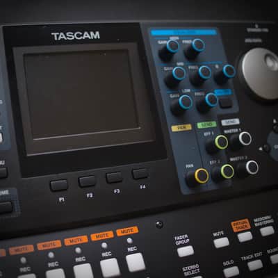TASCAM DP-24 - Black image 3