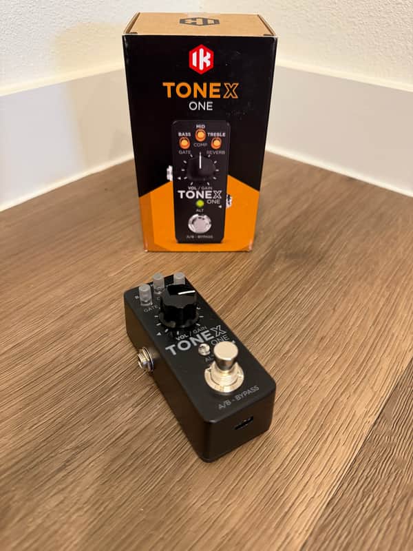 IK Multimedia ToneX One