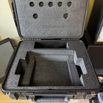 SKB Cases 3i-2015-7TMP iSeries Fender Tone Master Pro Road Case LIKE NEW! image 3
