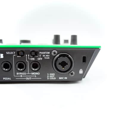 Roland AIRA VT-3 Voice Transformer Vocal Effect Processor A6F5733 image 10