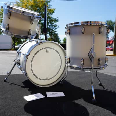 Gretsch USA Brooklyn Series 3pc Maple/Poplar Shell Pack SILVER MIST DUCO Satin Finish | 12''/14''/18'' image 3