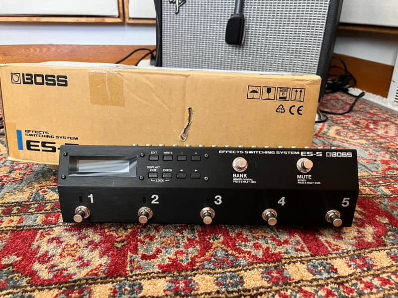 Boss ES-5 Effects Switching System