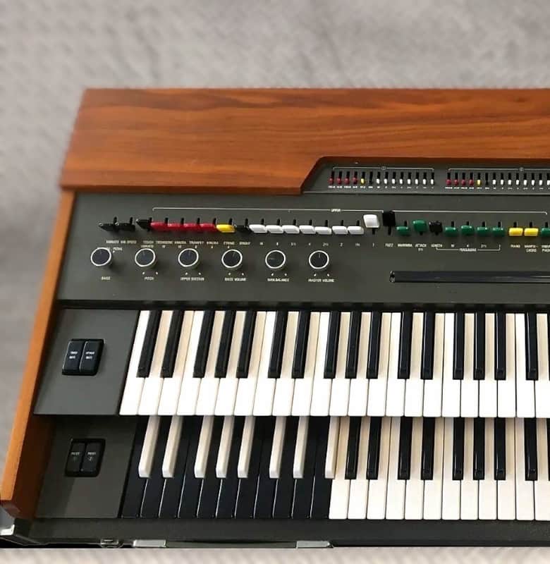 Yamaha YC45D - LEGEND โ
ULTRA RARE from ยด70sโ
Professional Synthesizer/ Keyboard / Combo Organ โ
Cleaned & Full Checked โ
image 1