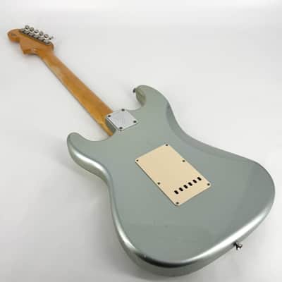 2005 Fender Custom Shop Ltd Edition ’66 Stratocaster – Closet Classic – Firemist Silver Metallic image 3