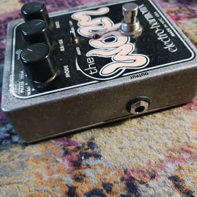 Electro-Harmonix THE WORM With POWER SUPPLY Analog Wah / Phaser / Vibrato / Tremolo 2008 - Present - Black / Tan image 4