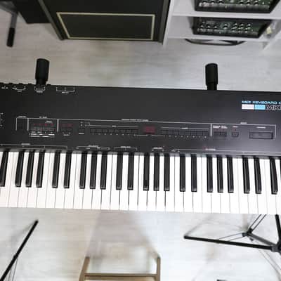 Roland MKB-200 61-Key MIDI Keyboard Controller image 1