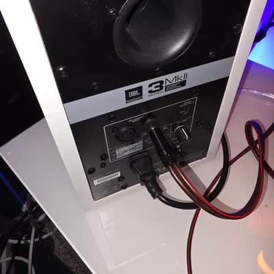 JBL MK2 Series 3 2020-2023 - Matte White image 2