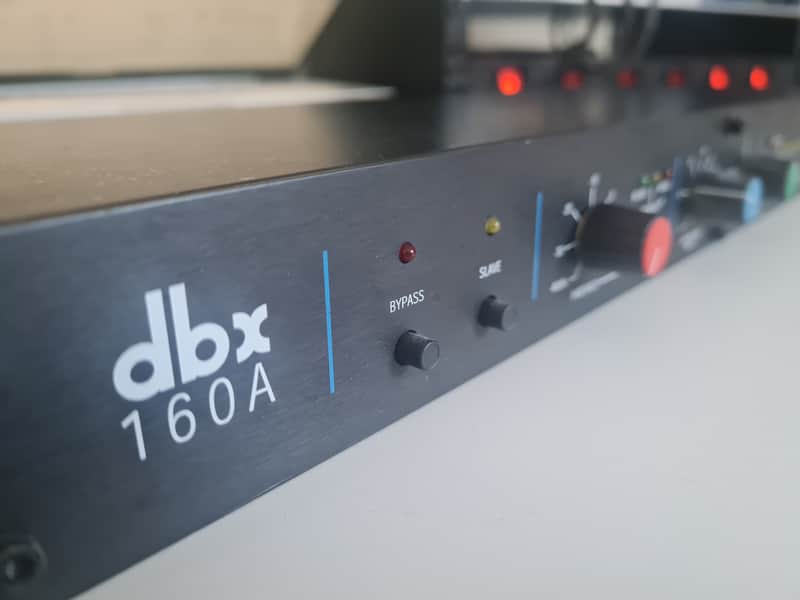 dbx 160A Compressor Limiter 2000s - Black image 1