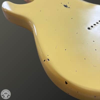 Squier Tom DeLonge Stratocaster Butter Cream Road Worn – Very Good Condition image 15