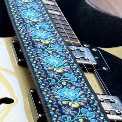 Gretsch G2655T Streamliner Center Block Jr. Double-Cut with Bigsby, BT-3S Pickups image 12