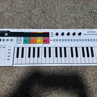Arturia KeyStep Pro 37-Key MIDI Controller 2020 - Present White image 3