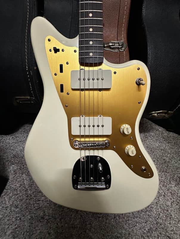 2020 Squier J Mascis Jazzmaster - Vintage White image 1