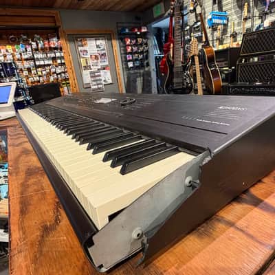 Kurzweil K2500XS 88-key Stage Piano Synth image 3