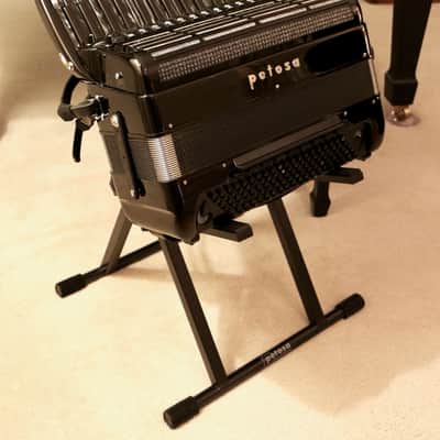 petosa Accordion Display Stand image 5
