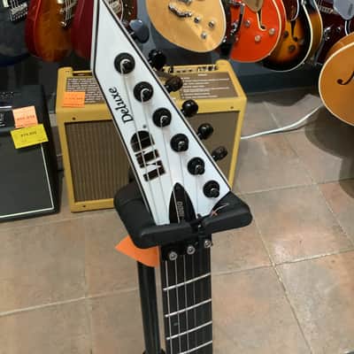 ESP LTD M-1000 Ebony - Snow White image 3
