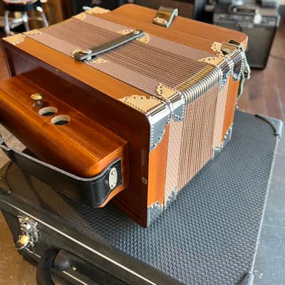 Hohner 3002 Ariette Accordion with Case image 9