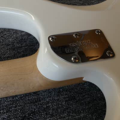 Ernie Ball Music Man Sterling 4 H with Maple Fretboard 2008 - 2015 - White Pearl image 11