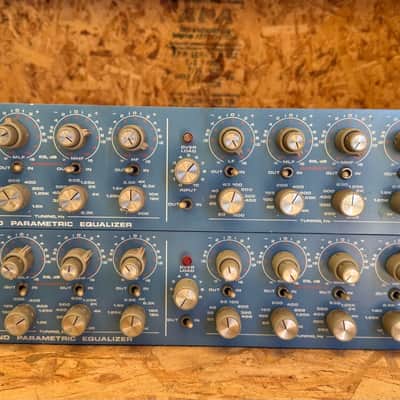 Orban 622B Dual-Channel 4-Band Parametric Equalizer- Blue image 1