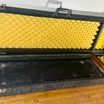 Roland Vintage Flight Road Case for DJ Synth Keyboard 1980’s Grey Carpeted Solid Wood image 2
