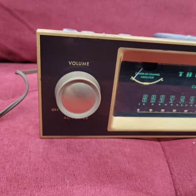 Fisher Series 40 FM Tuner model FM-40 1950s - Black/Brass image 4
