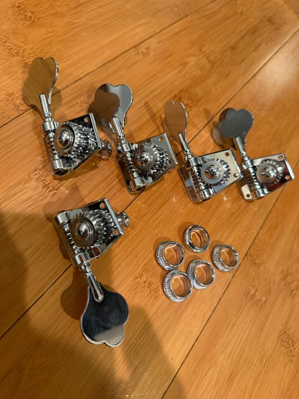 Sire Marcus Miller 5 string Tuner keys bushings Sire 2025 - Chrome image 1