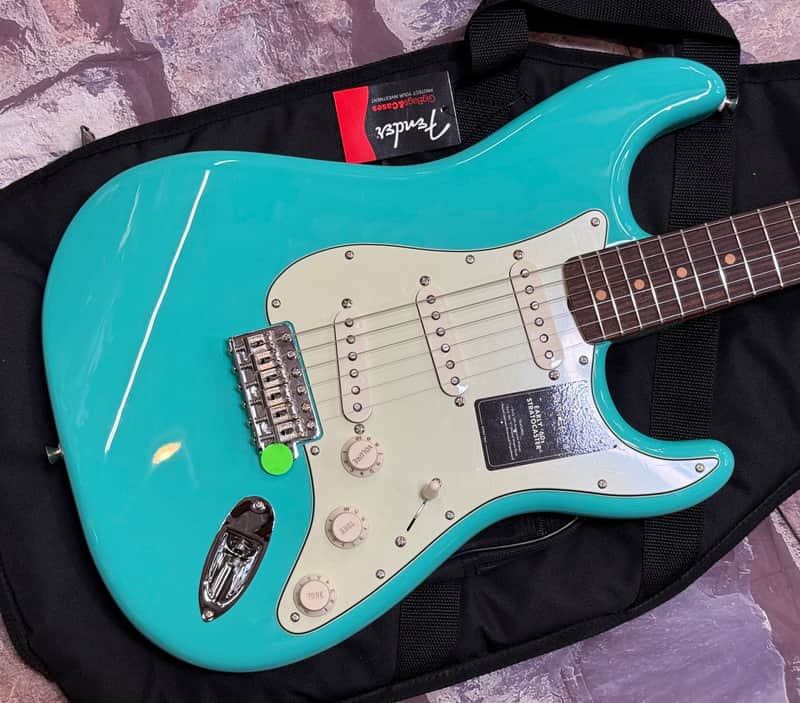 Fender Vintera III Early 60s Stratocaster RW Sea Foam Green New Unplayed Auth Dealer 7lbs9oz #582 image 1