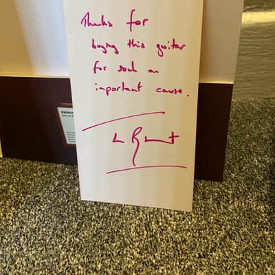 Fender Hard Rock Cafe Acoustic. Signed by James Blunt, plus signed set list and note image 6