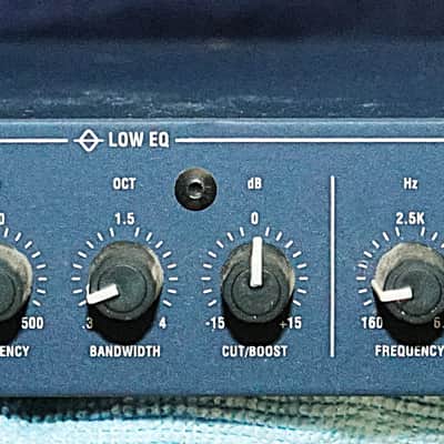 Symetrix 528E Voice Processor Channel Strip w/3-band EQ, Compression, Expansion, De-Esser image 8