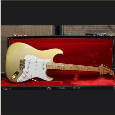 Fender Gold/Gold Stratocaster 1981 - 1983 image 1