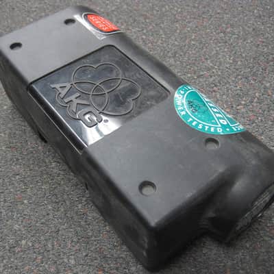 AKG D3700 Dynamic Microphone Mic image 2