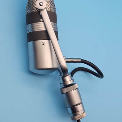 ☆Vintage 1960s Aiwa VM-15 *Serviced* Ribbon Microphone - Bi-directional RCA 77 Like Design Clone image 10