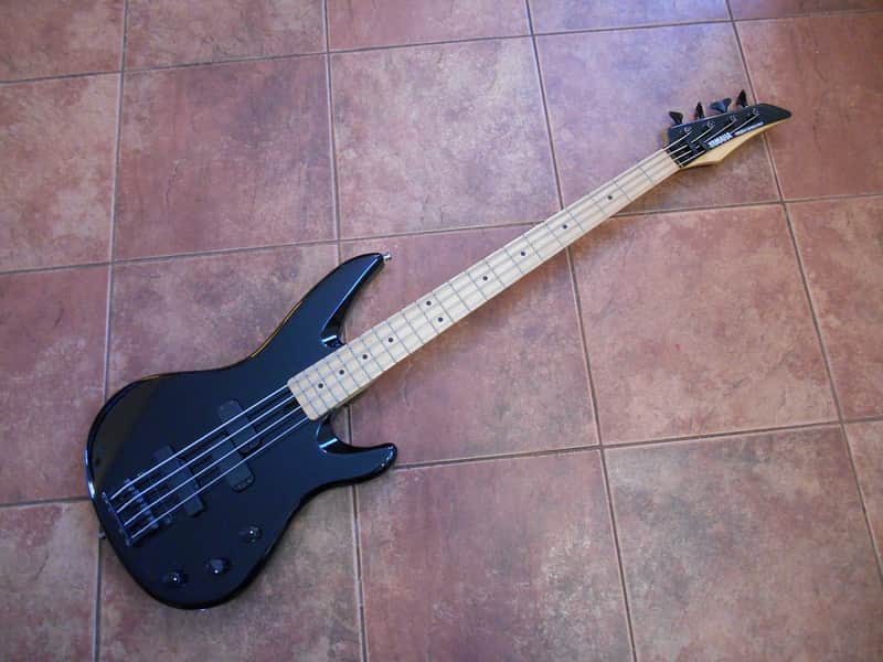 Yamaha RBX 550M Electric Bass Guitar. Black. Maple Neck, P & J