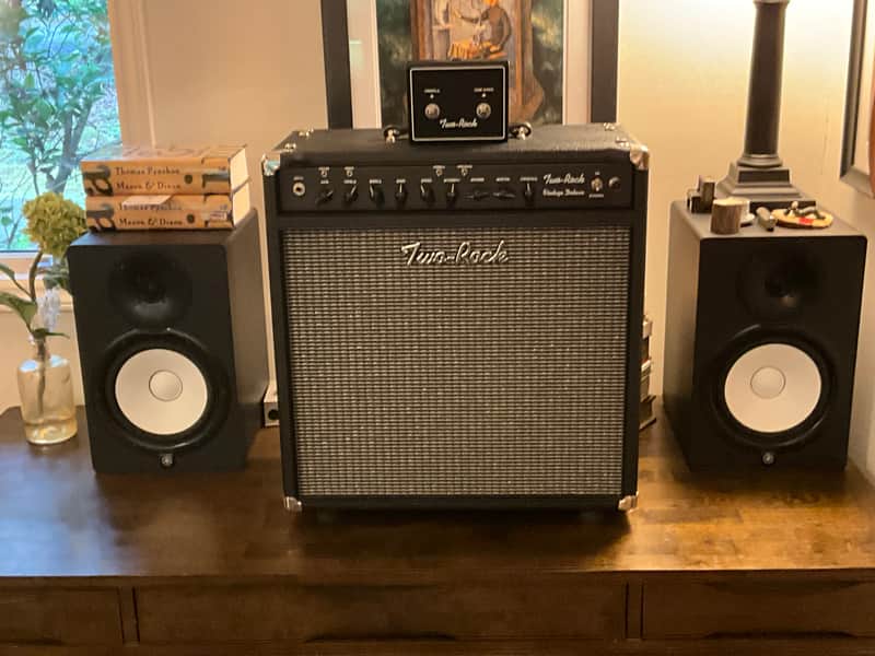 Two Rock Vintage Deluxe 6L6 35-Watt 1x12" Guitar Combo